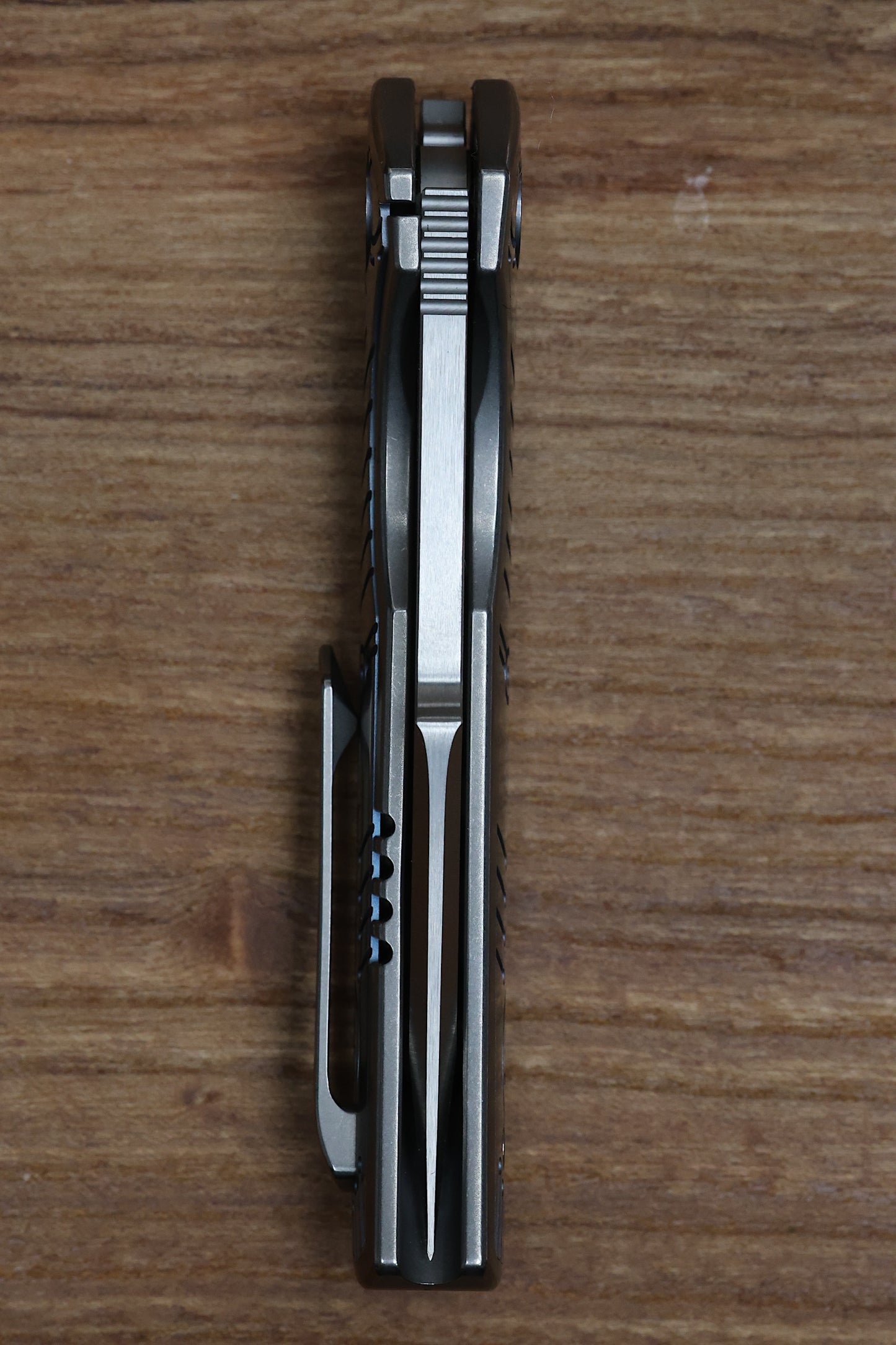 WINGMANEDC FERUS – M390 – INTEGRAL TITANIUM W- BLUE TITANIUM INLAY