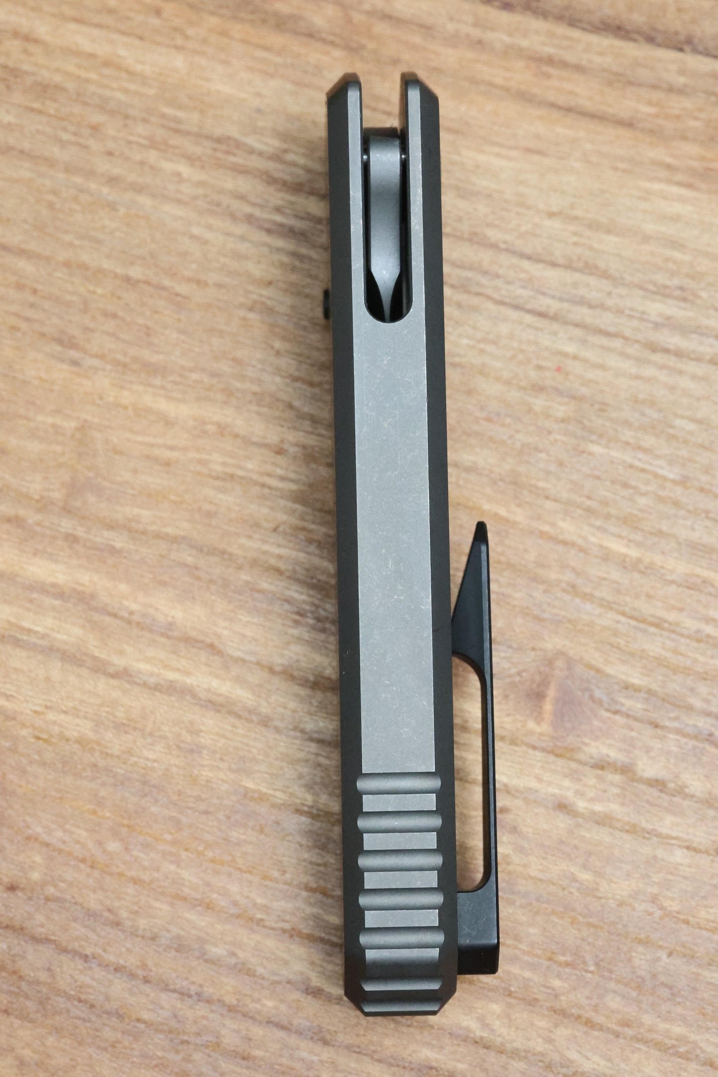 CHAVES KNIVES SAM TRAN ARISON STREET INTEGRAL STONEWASH GREY PVD TITANIUM STONEWASH GREY PVD M390 BLADE
