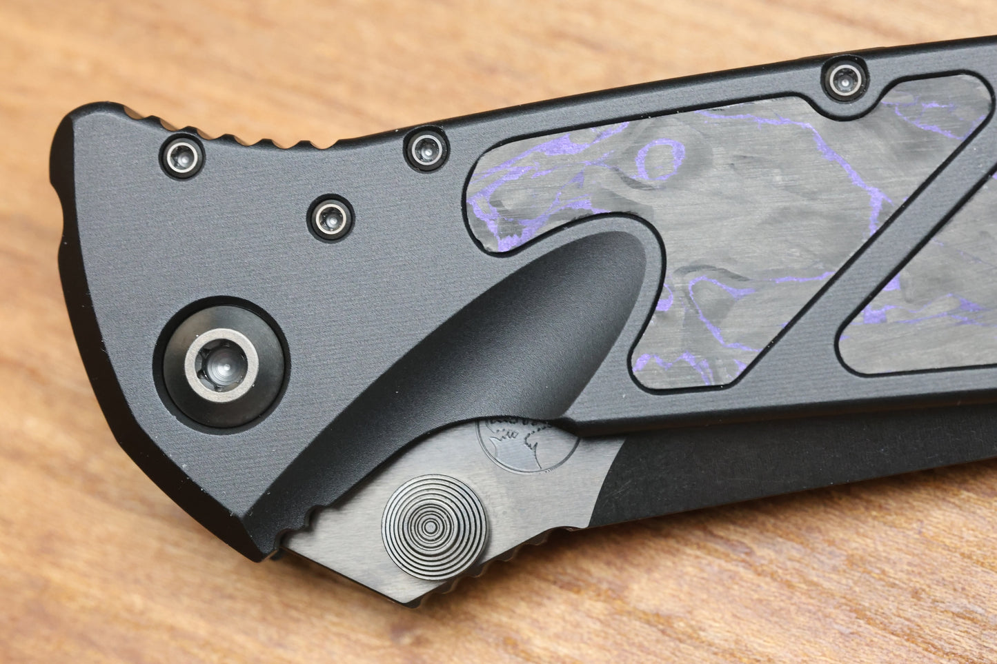 MICROTECH SOCOM ELITE DLC SPIKE GRIND W/ PURPLE HAZE CROSS CUT FAT CARBON INLAYS SIGNATURE SERIES 160-1DLCTCFPUISS