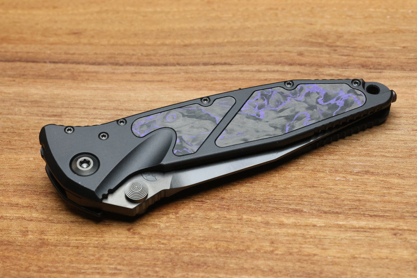 MICROTECH SOCOM ELITE DLC SPIKE GRIND W/ PURPLE HAZE CROSS CUT FAT CARBON INLAYS SIGNATURE SERIES 160-1DLCTCFPUISS