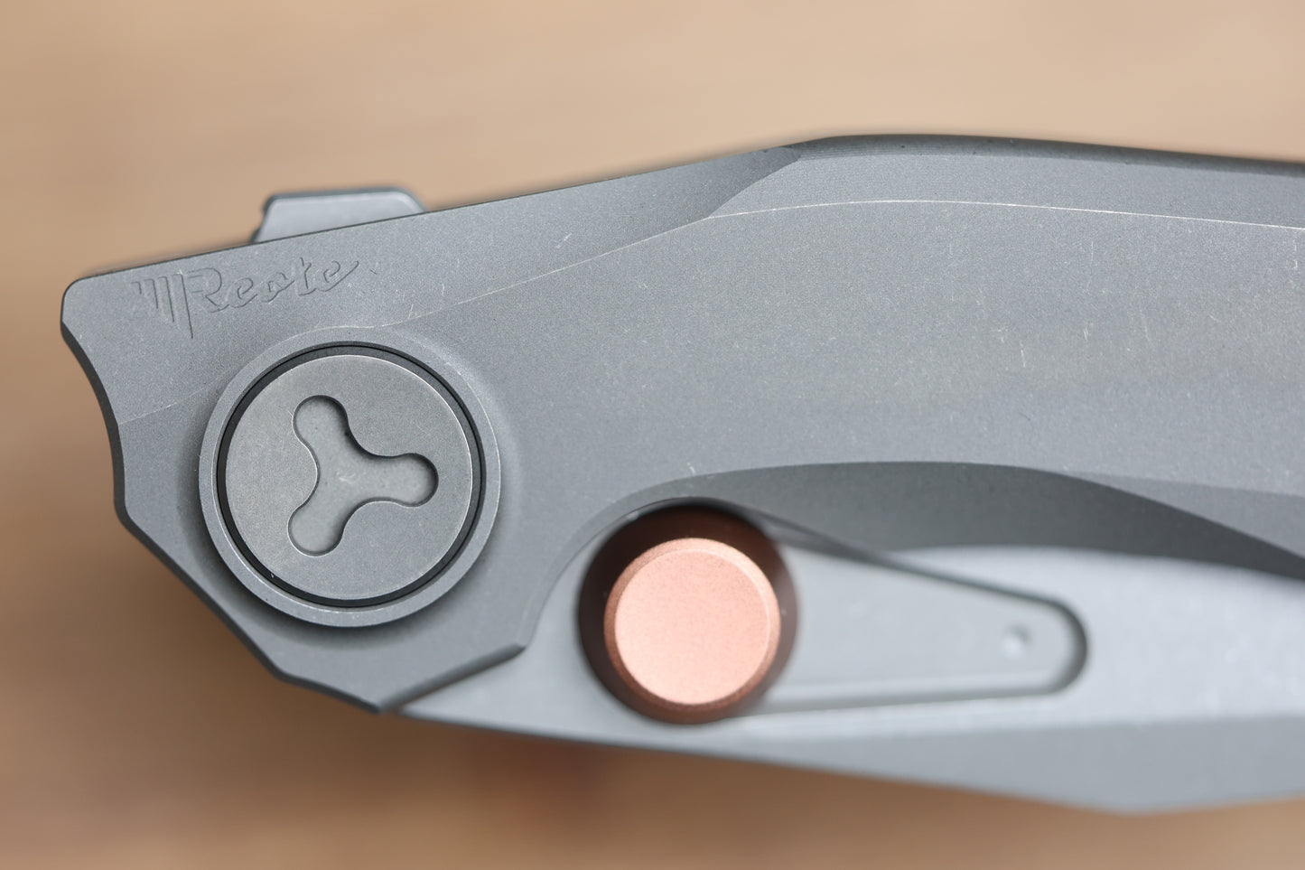 REATE KNIVES VK-FROK DARK WASHED TITANIUM HANDLE W/ DAWK WASHED ELMAX BLADE