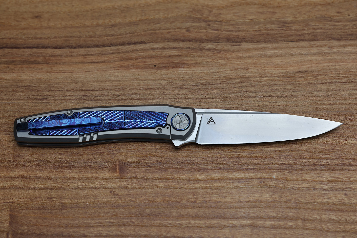 WINGMANEDC GORIZONT - MACH 3 - FROSTED SATIN M390 BLADE - TITANIUM/LAYERED TITANIUM HANDLE