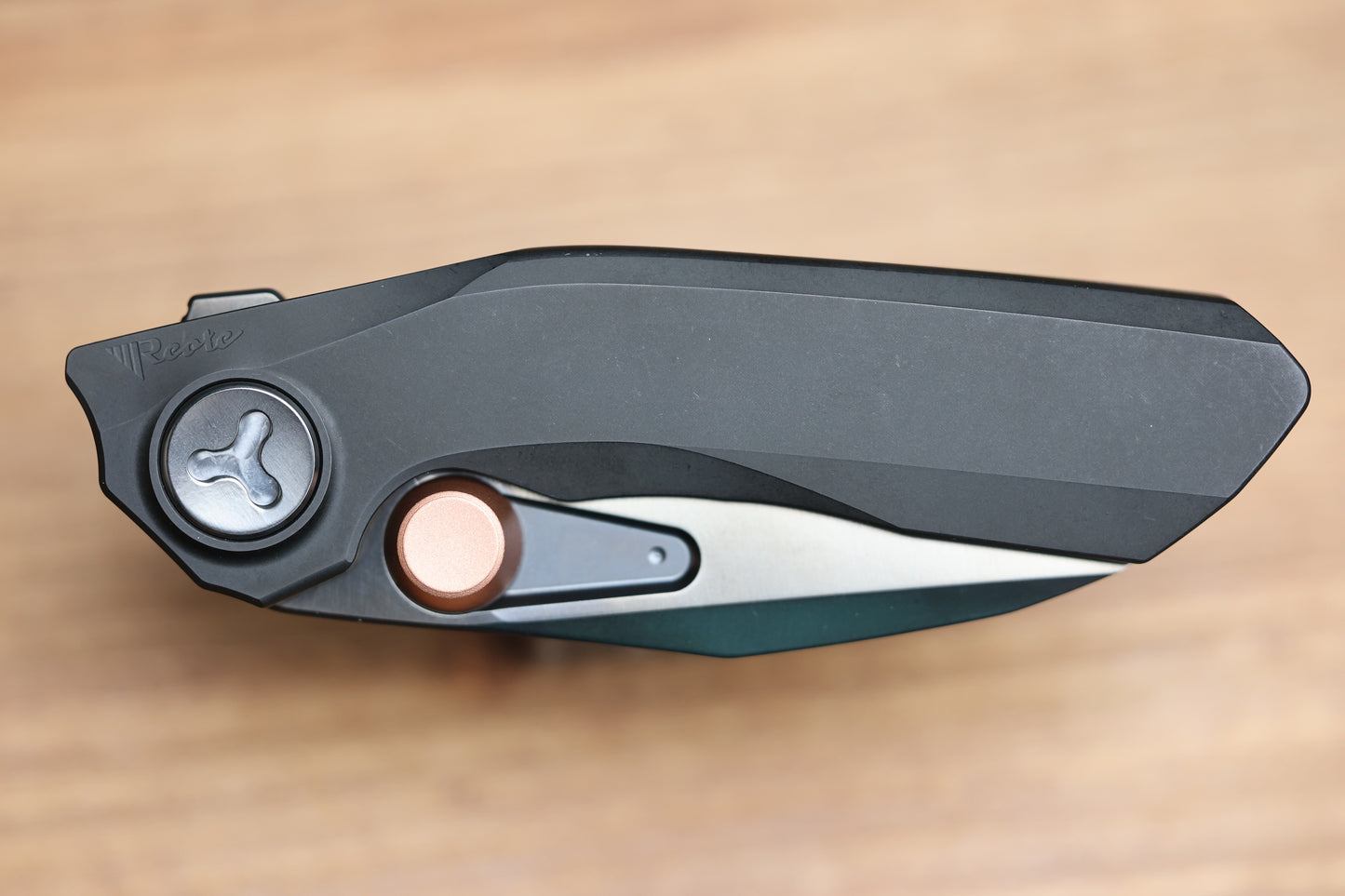 REATE KNIVES VK-FROK PVD TITANIUM HANDLE W/ SATIN DLC ELMAX