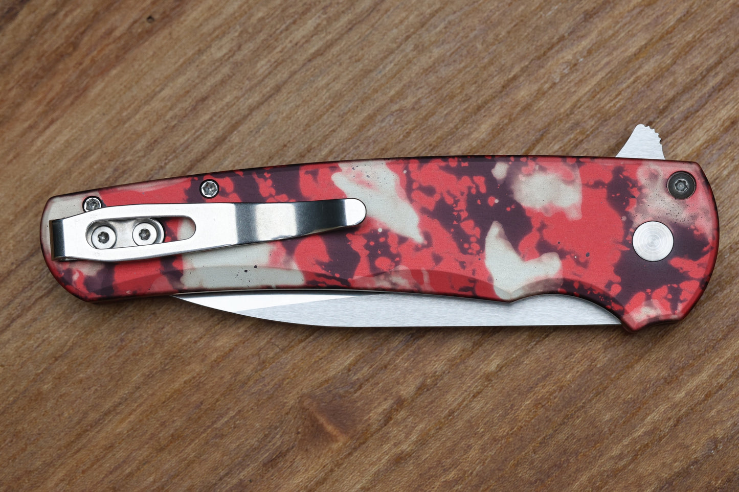PRO-TECH MALIBU CRIMSON TIGER CAMO HANDLE & SATIN WHARNCLIFFE BLADE 5300-CTC