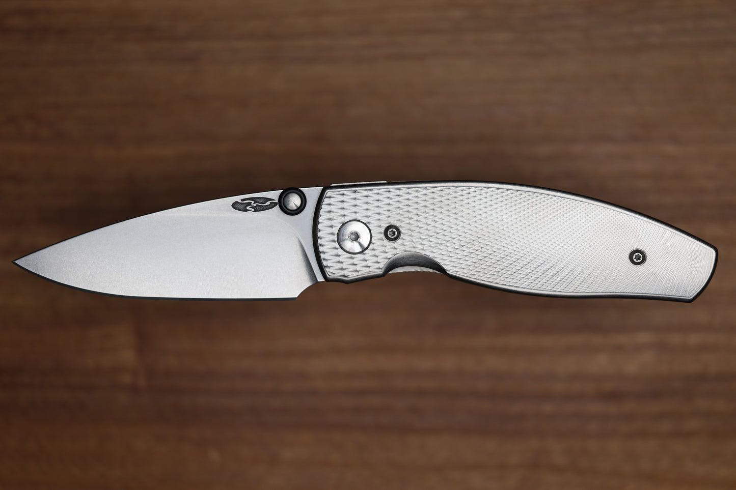 THREE RIVERS MANUFACTURING NEUTRON 2 LIZARD SKIN TITANIUM 3" MAGNACUT