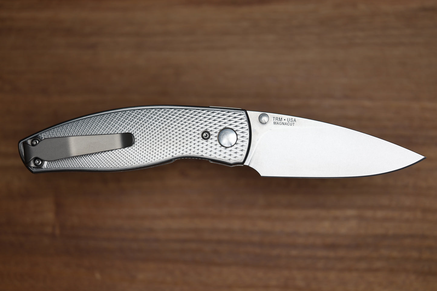 THREE RIVERS MANUFACTURING NEUTRON 2 LIZARD SKIN TITANIUM 3" MAGNACUT