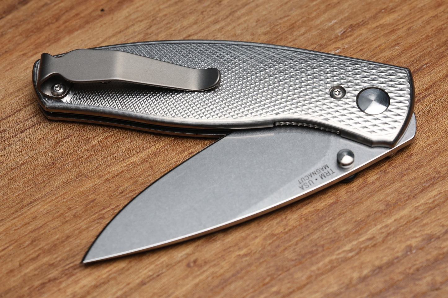 THREE RIVERS MANUFACTURING NEUTRON 2 LIZARD SKIN TITANIUM 3" MAGNACUT