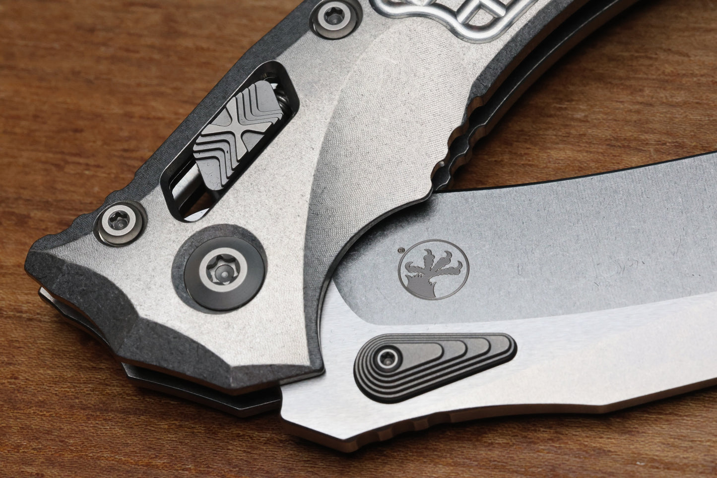 MICROTECH MARFIONE SELECT AMPHIBIAN RAM LOK TITANIUM FRAG HANDLES & STONEWASH M390MK W/ DOUBLE VAPOR BLAST & PURPLE ACCENTS 137RL-10FRMS3