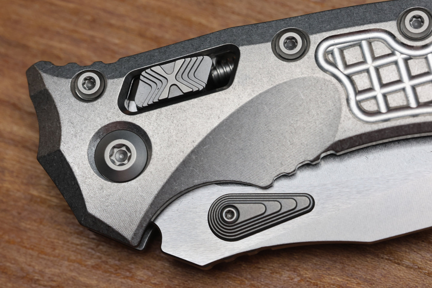 MICROTECH MARFIONE SELECT AMPHIBIAN RAM LOK TITANIUM FRAG HANDLES & STONEWASH M390MK W/ DOUBLE VAPOR BLAST & PURPLE ACCENTS 137RL-10FRMS3