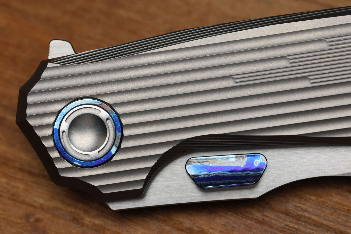 REATE KNIVES MANTIS - MILLED TITANIUM ZIRCUTI ACCENTS - HAND SATIN ELMAX BLADE