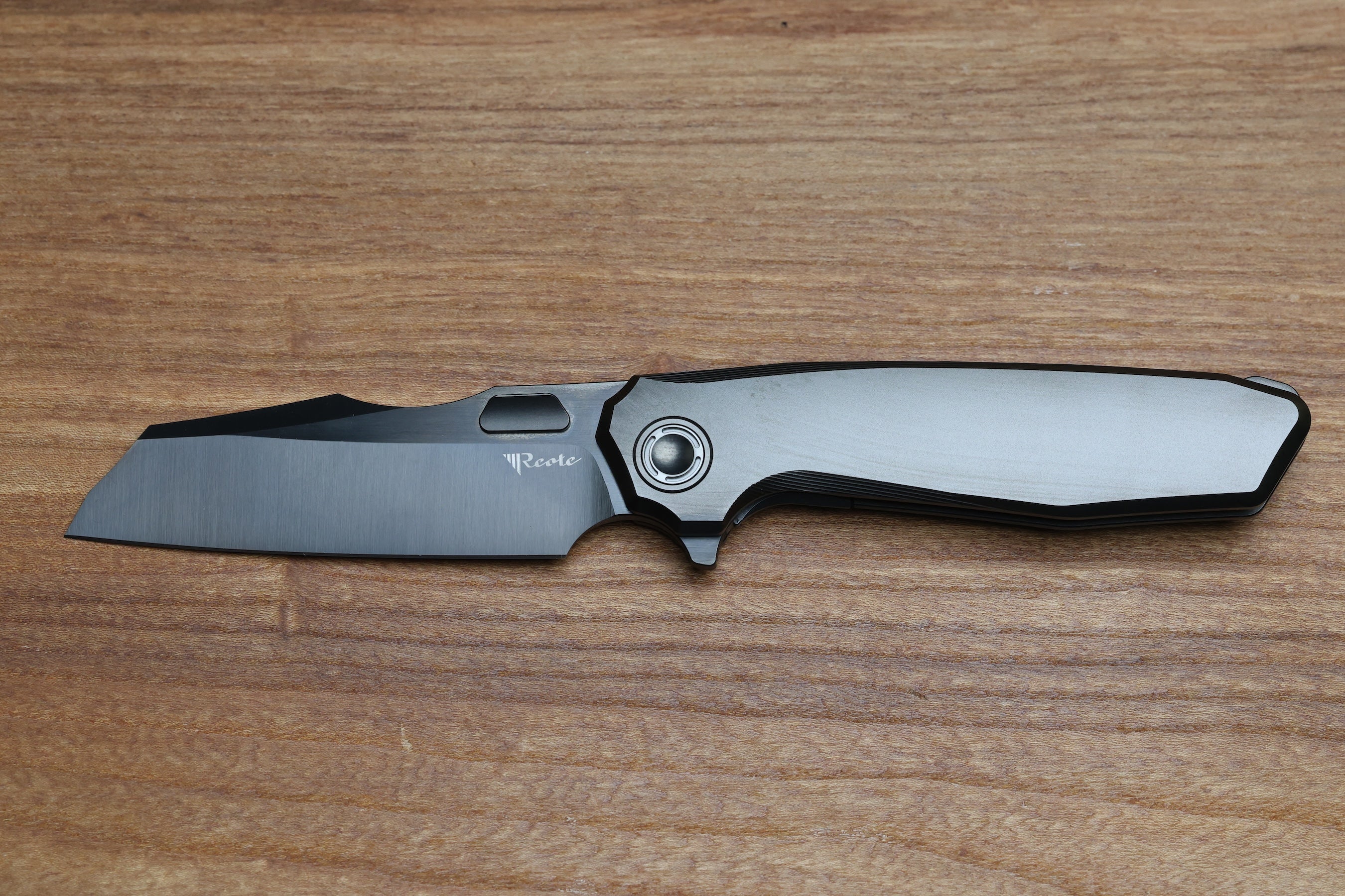 Titanium Mantis REATE KNIVES MANTIS - TITANIUM DLC HANDLE - ELMAX DLC BLADE – BladeZilla