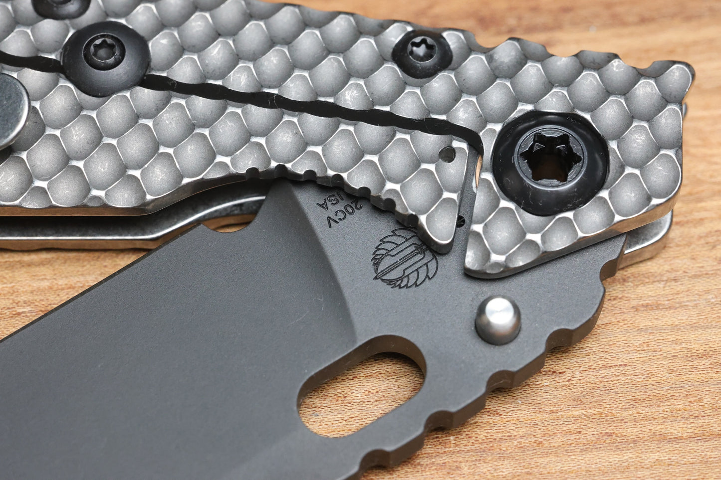 STRIDER KNIVES SMF DGG - TITANIUM HANDLE - DROP POINT 20CV BLADE