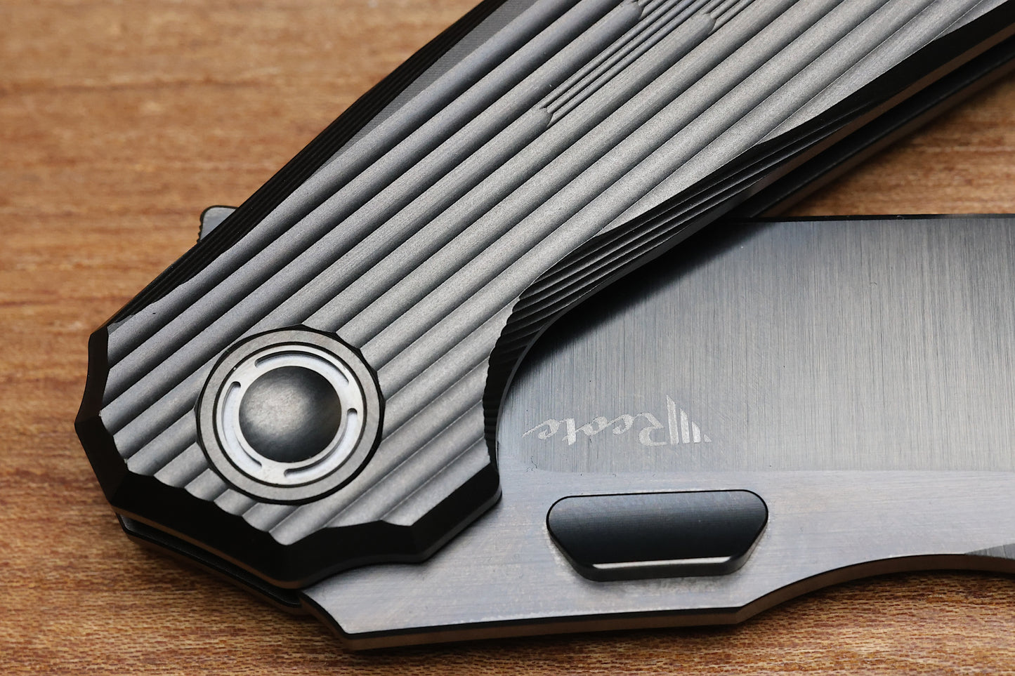 REATE KNIVES MANTIS - MILLED TIITANIUM DLC HANLDE - ELMAX DLC BLADE