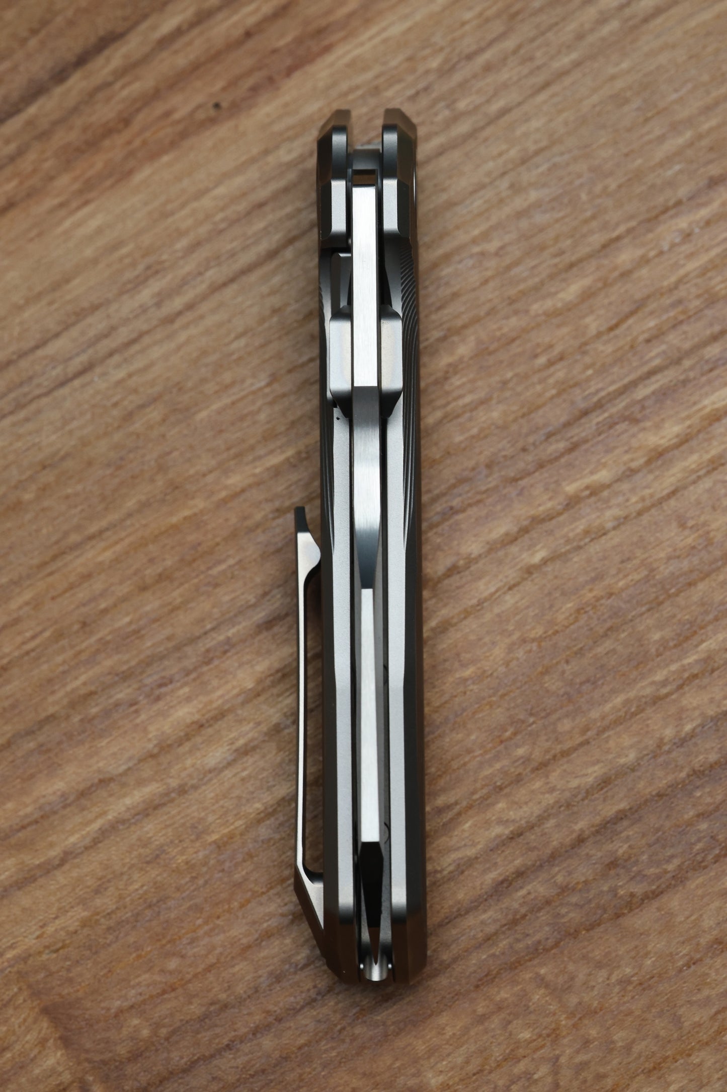 REATE KNIVES MANTIS - MILLED TITANIUM HANDLE - ELMAX SATIN BLADE