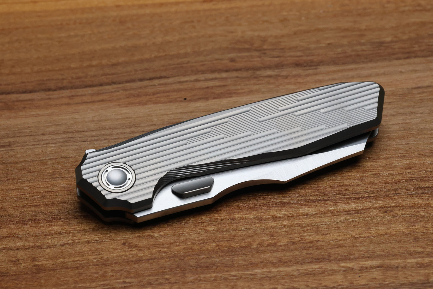 REATE KNIVES MANTIS - MILLED TITANIUM HANDLE - ELMAX SATIN BLADE