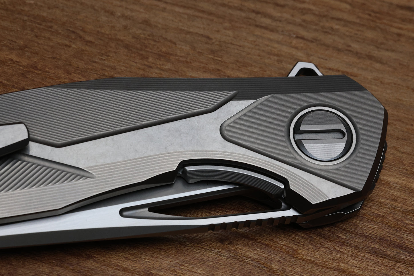 SHIROGOROV CUSTOM DIVISION 111 STARSHIP - TITANIUM - MAGNACUT BLADE - SRRBS