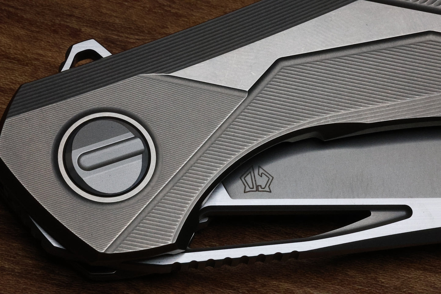 SHIROGOROV CUSTOM DIVISION 111 STARSHIP - TITANIUM - MAGNACUT BLADE - SRRBS