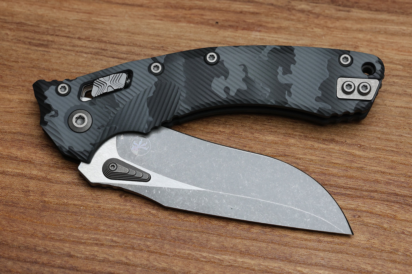 MICROTECH AMPHIBIAN RAM LOK URBAN CAMO FLUTED ALUMINUM & APOCALYPTIC M390MK 137RL-10 APFLUCS