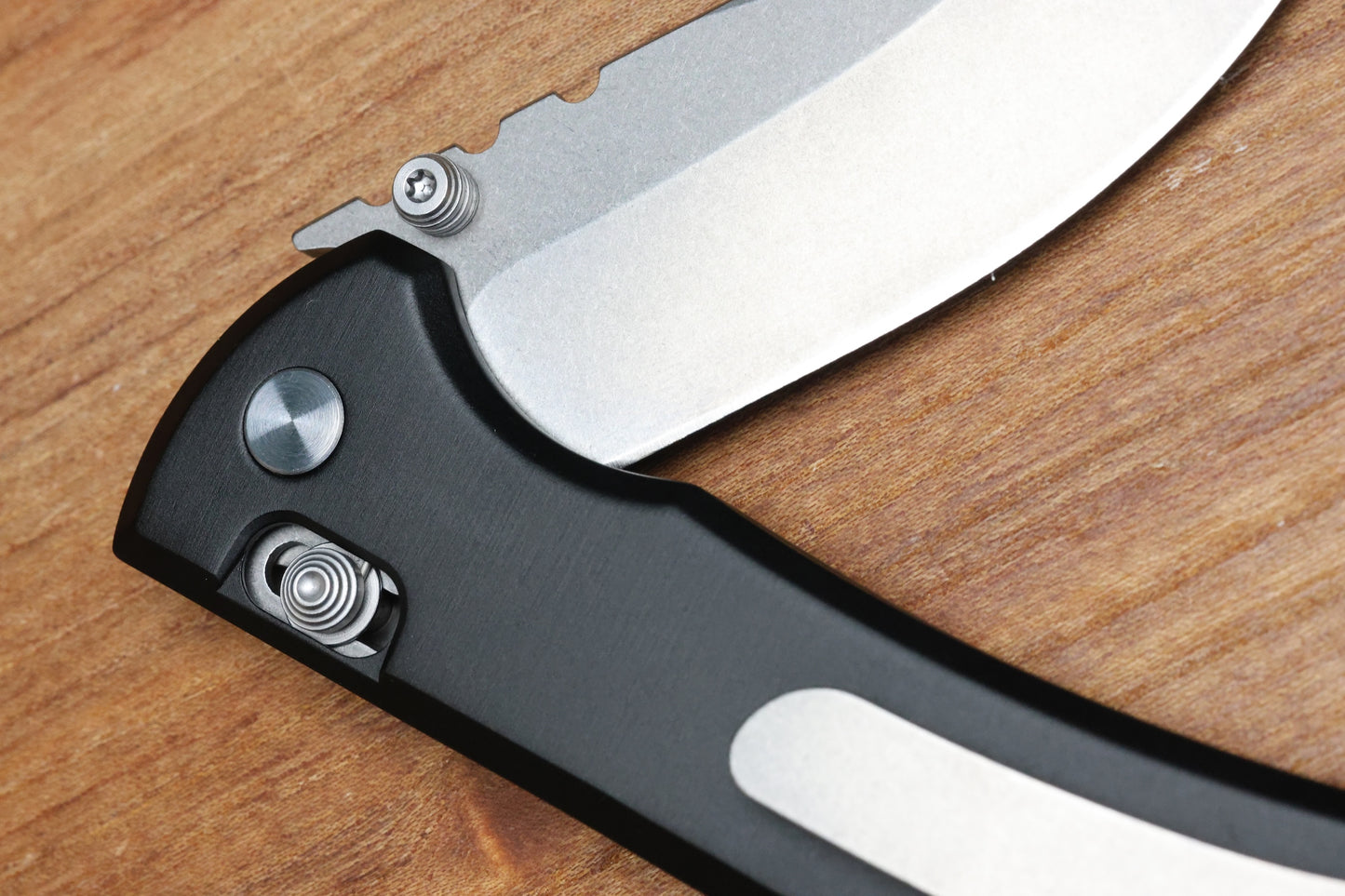 CHAVES KNIVES X-LOCK W/ BLACK ALUMINUM HANDLES & STONEWASH D2