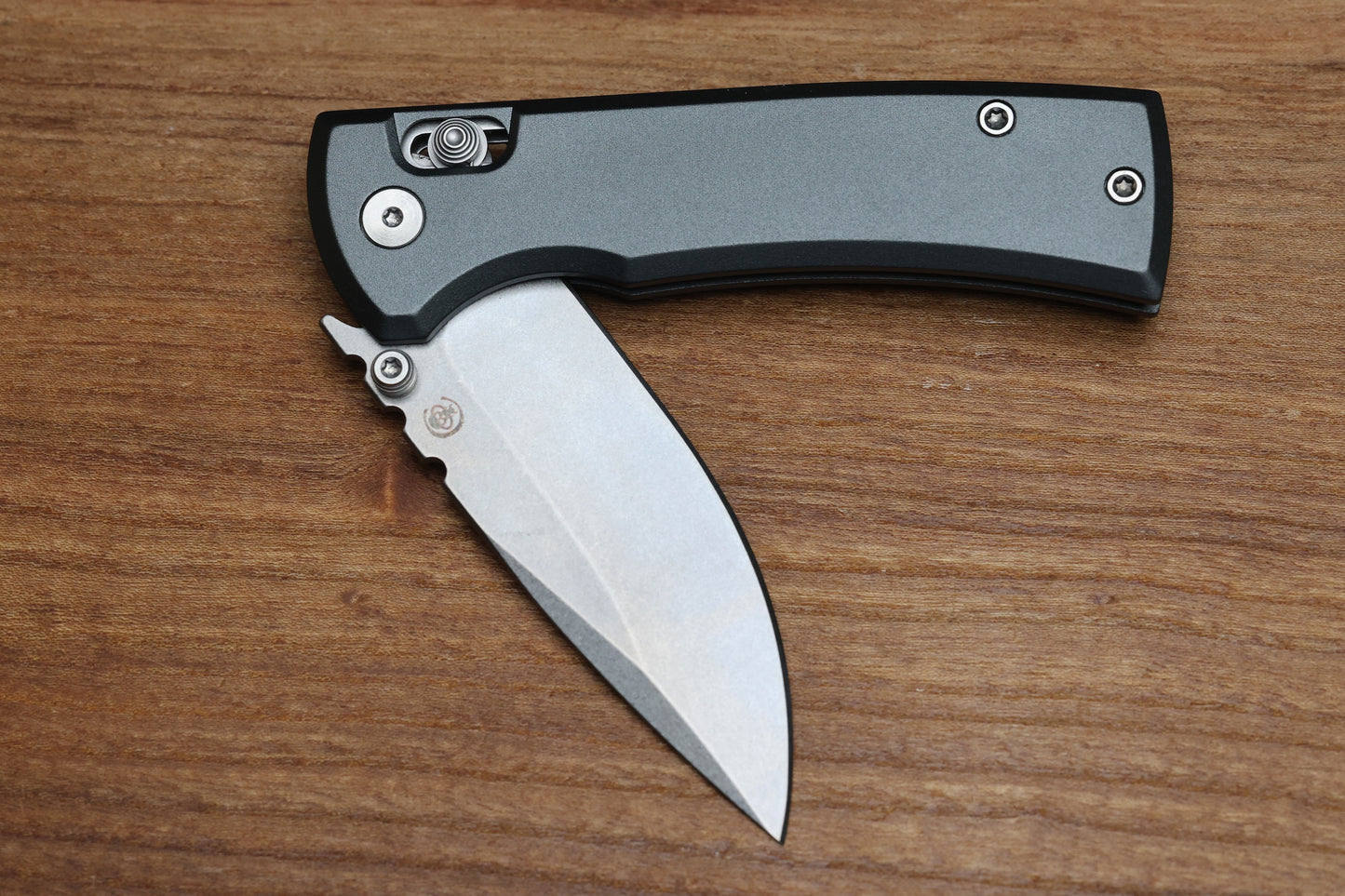 CHAVES KNIVES X-LOCK W/ GRAY ALUMINUM HANDLES & STONEWASH D2