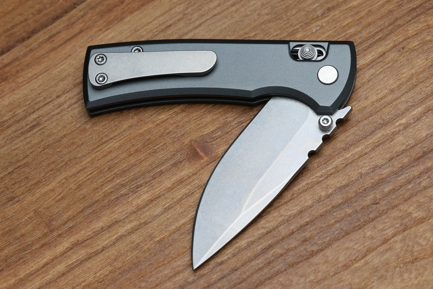CHAVES KNIVES X-LOCK W/ GRAY ALUMINUM HANDLES & STONEWASH D2