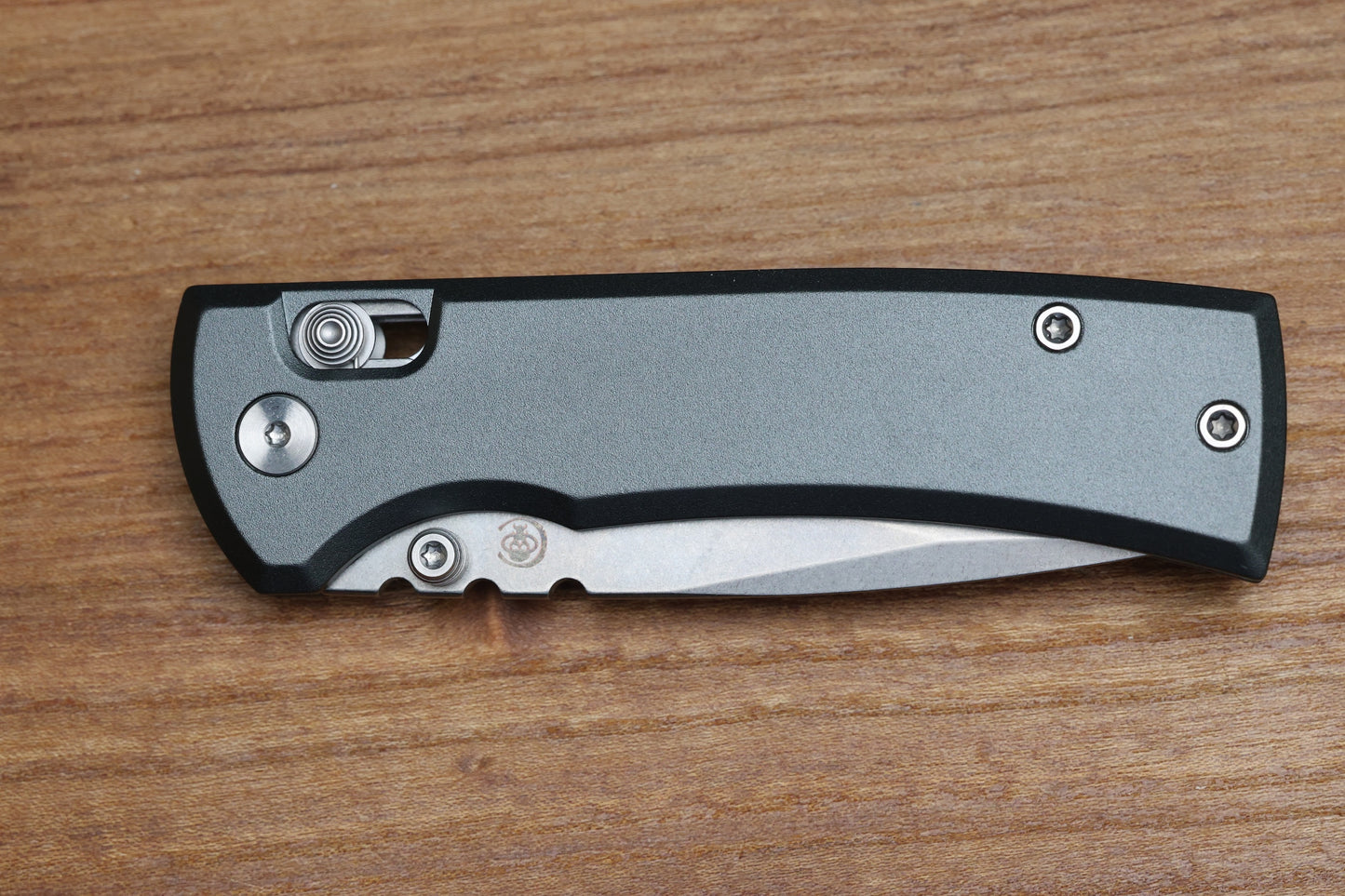 CHAVES KNIVES X-LOCK W/ GRAY ALUMINUM HANDLES & STONEWASH D2