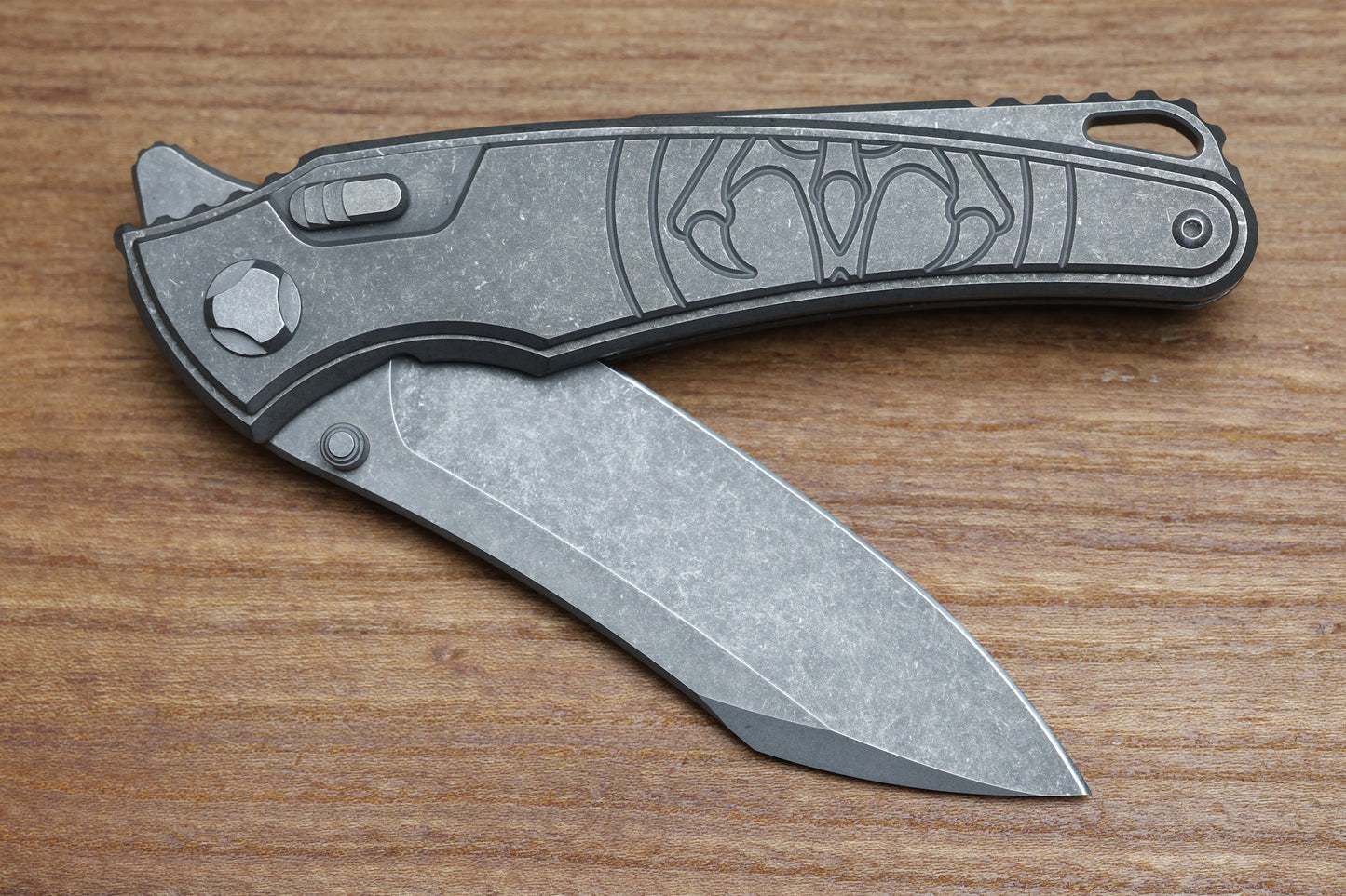 HAWK KNIFE DESIGNS TALON STONEWASHED M390 BLADE, TITANIUM HANDLE SCALES