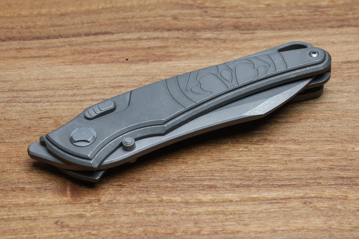 HAWK KNIFE DESIGNS TALON STONEWASHED M390 BLADE, TITANIUM HANDLE SCALES