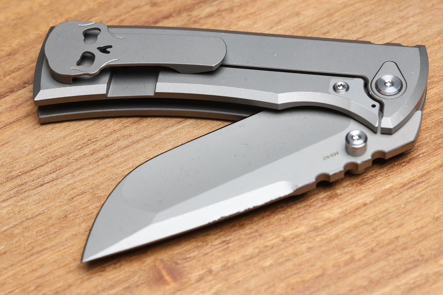 CHAVES INTEGRAL REDENCION 229 SW SMOOTH TITANIUM MAGNETIC INLAY SW DROP POINT