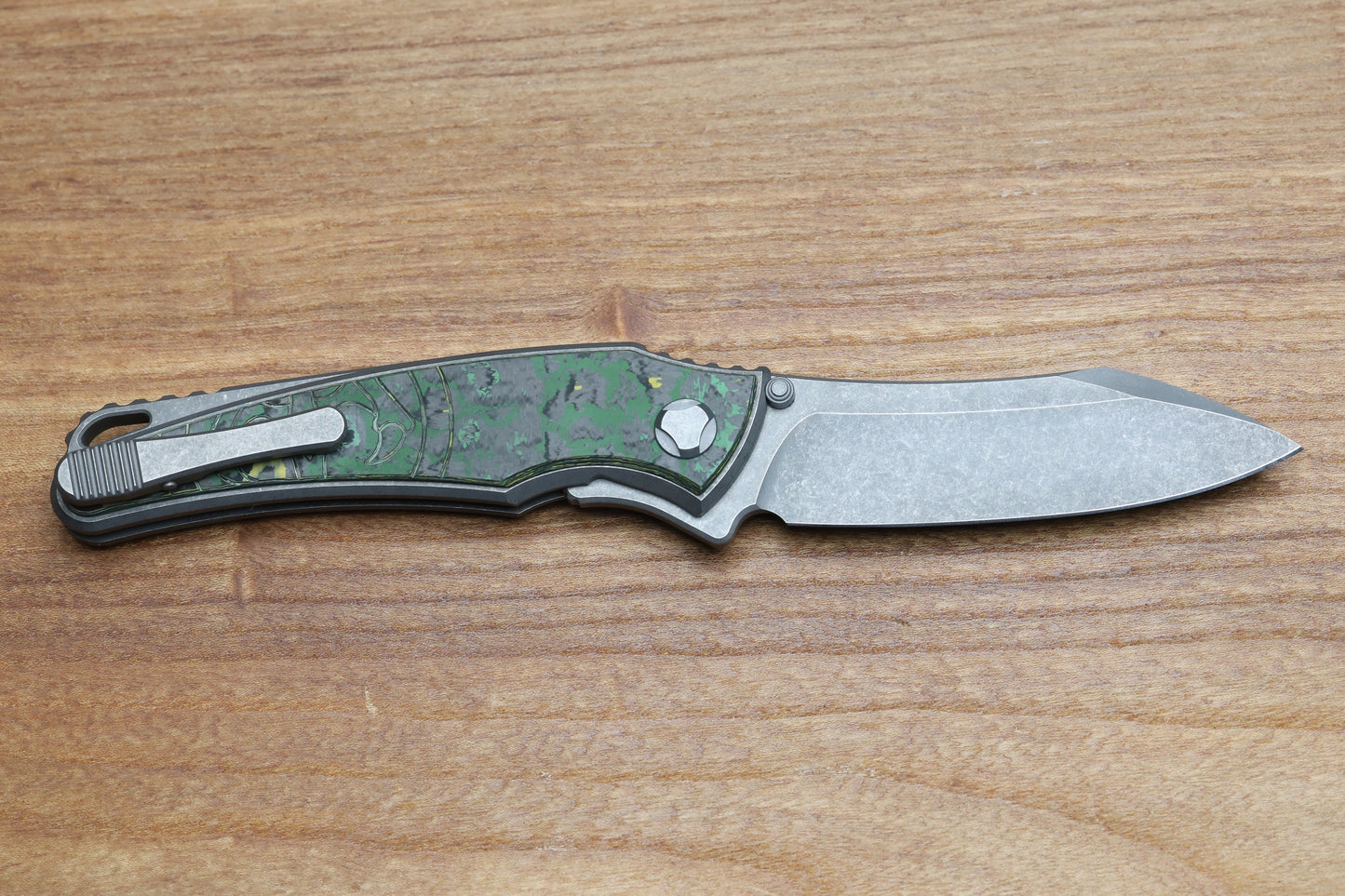 HAWK KNIFE DESIGNS TALON STONEWASHED M390 BLADE, TOXIC STORM FAT CARBON HANDLE OVERLAYS