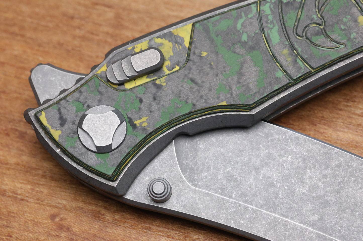 HAWK KNIFE DESIGNS TALON STONEWASHED M390 BLADE, TOXIC STORM FAT CARBON HANDLE OVERLAYS