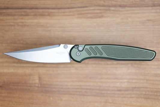 PRO-TECH AVALON PEACE NEIGHBOR W/ KNURLED GREEN ALUMINUM HANDLE & MAGNACUT PN1101-GREEN