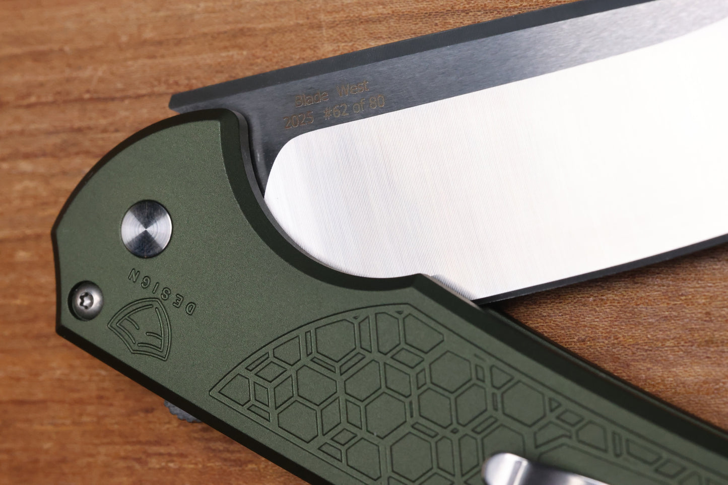 PRO-TECH MORDAX GRIDLOCK GREEN ALUMINUM HANDLE W/ MACHINE SATIN MAGNACUT BSW25.MORDAX.1