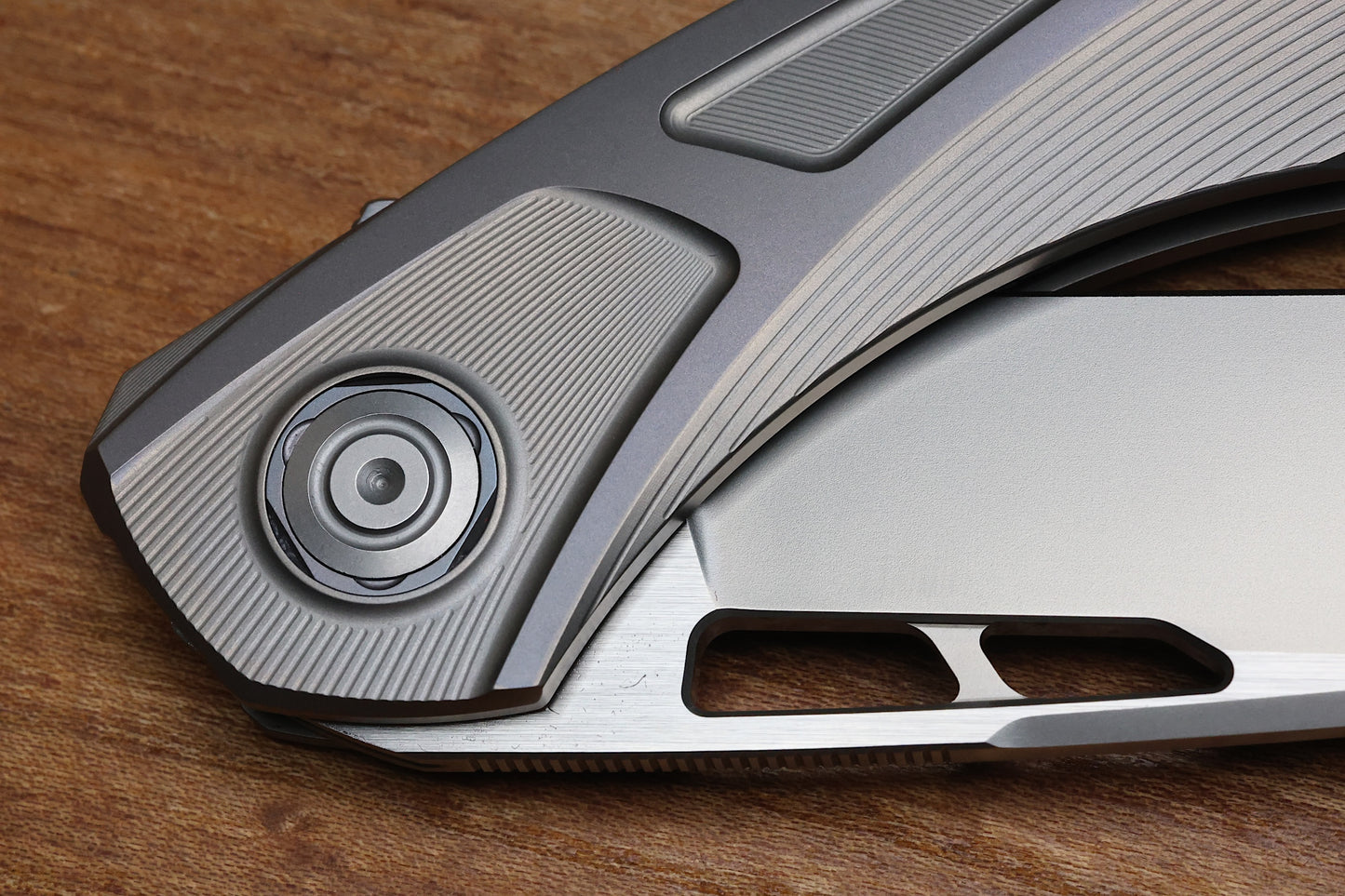 CUSTOM KNIFE FACTORY SUKHOI-5 TITANIUM HANDLES W/ CRYSTAL TI BACKSPACER & M398