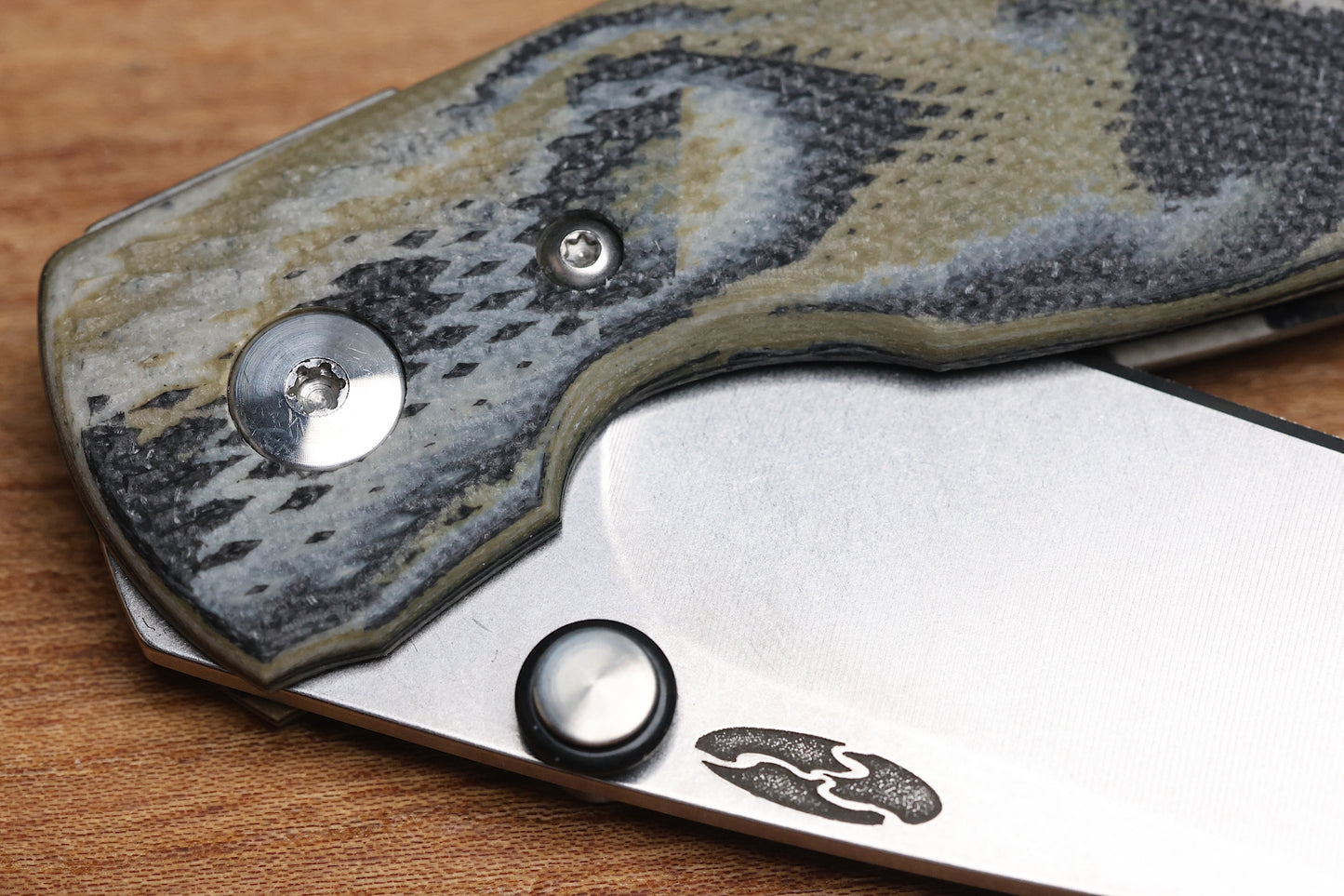 THREE RIVERS MANUFACTURING ATOM LIZARD SKIN MIDNIGHT JUNGLE G10 MAGNACUT BLADE