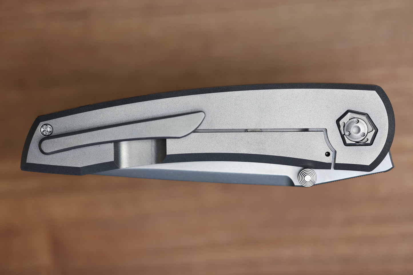 SHARKNIVCO WAKA V4.9 GILLS TITANIUM FRAME LOCK RWL34 POLISHED STONEWASH