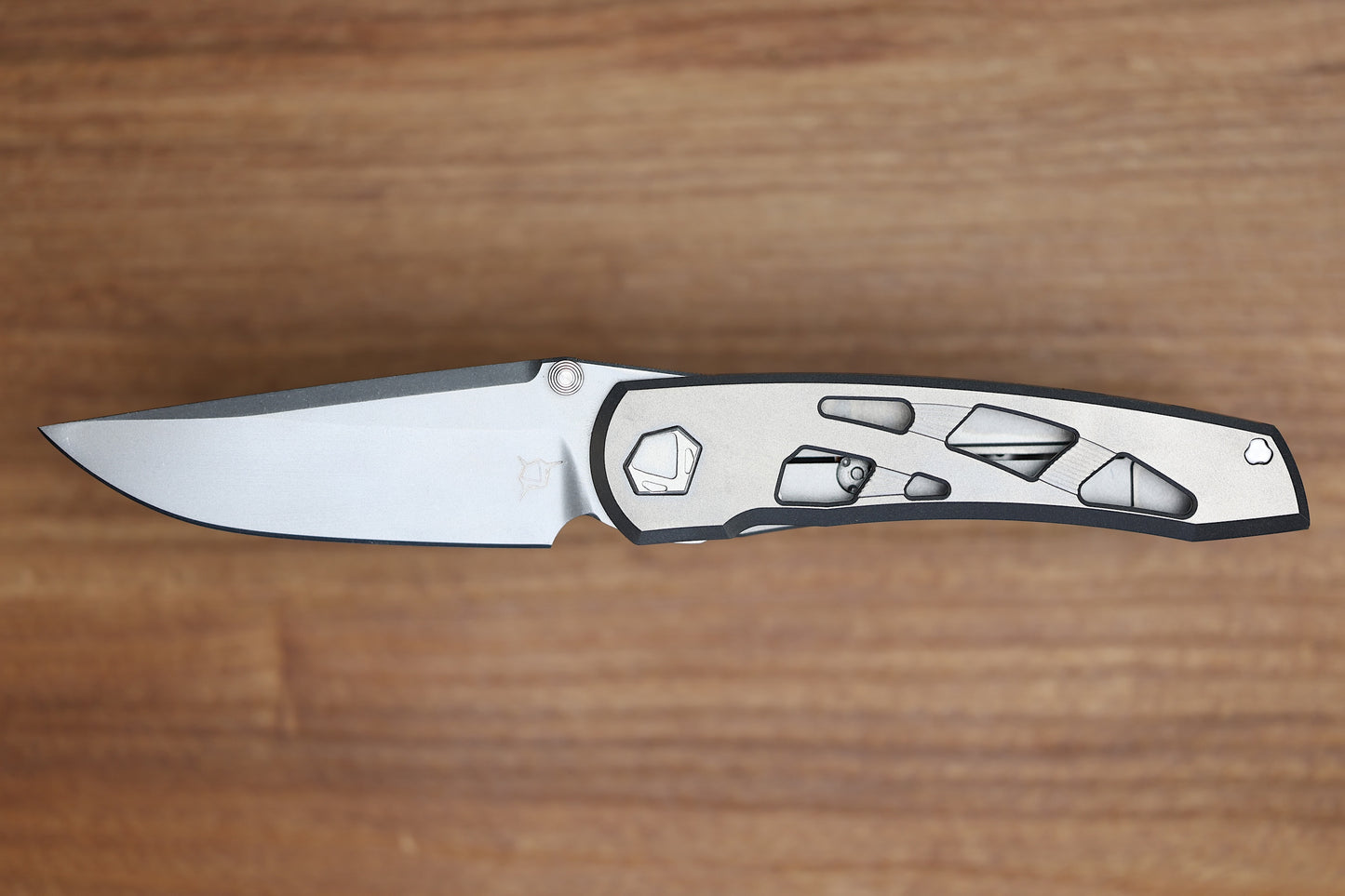 SHARKNIVCO WAKA V4.9 WINDOWS TITANIUM FRAME LOCK RWL34 POLISHED STONEWASH