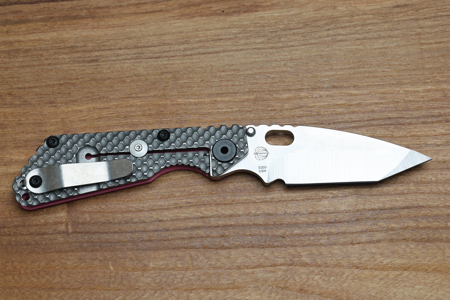 STRIDER KNIVES SNG TWO-TONE SATIN/ STONEWASHED S30V TANTO BLADE, PINK G10 GUNNER GRIP TOP, STONEWASHED GUNNER GRIP TITANIUM