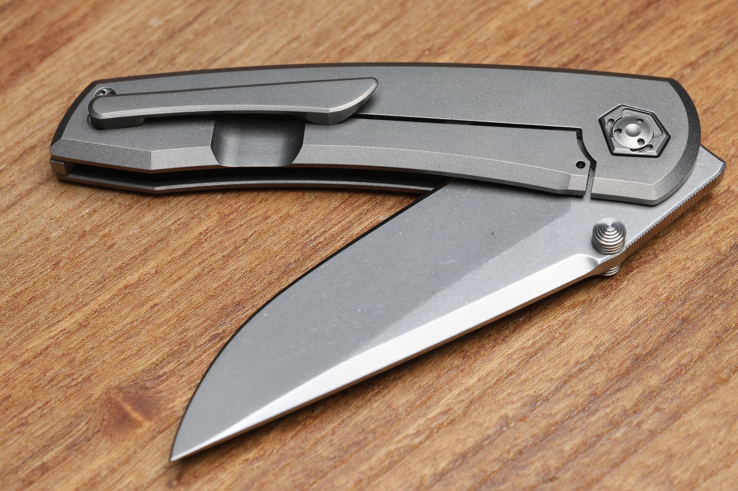 SHARKNIVCO WAKA V4.9 WINDOWS TITANIUM FRAME LOCK RWL34 POLISHED STONEWASH