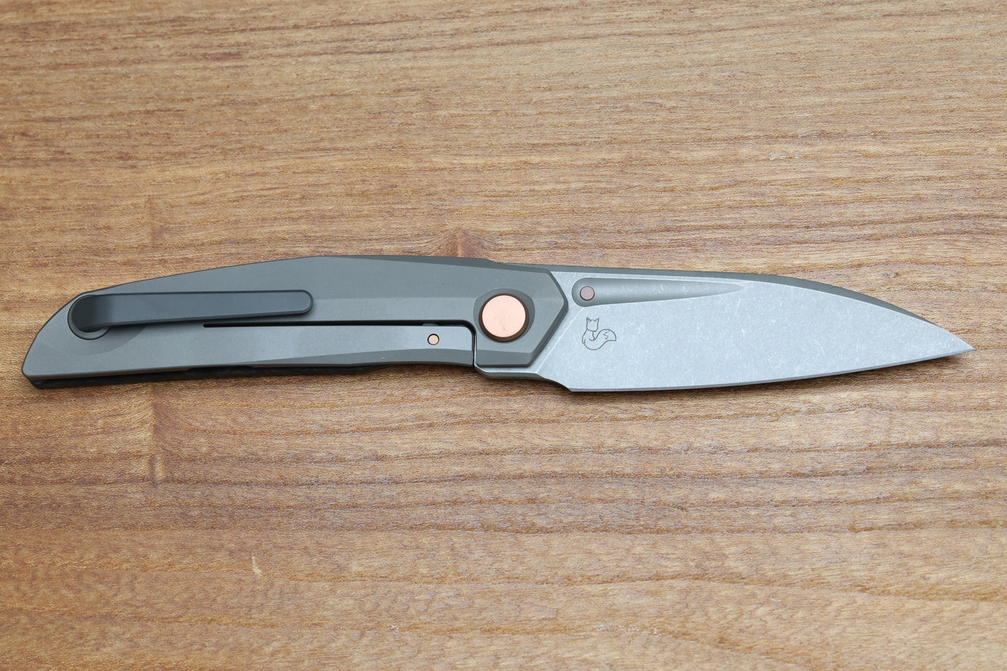 REATE KNIVES VULPEX VK ANUB COPPER FAT CARBON - DARKWASHED ELMAX BLADE