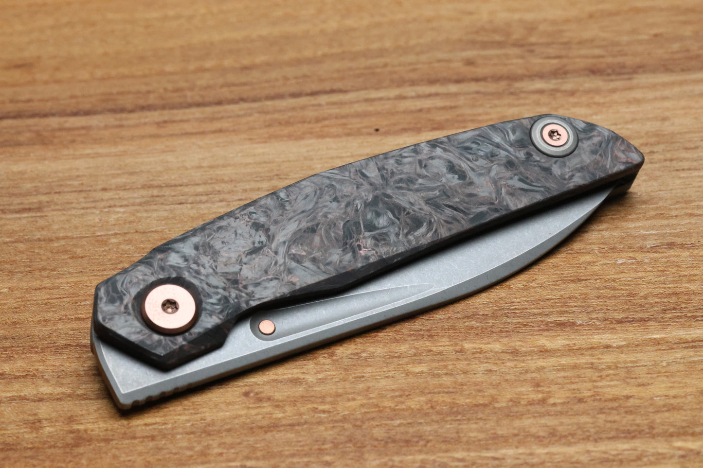 REATE KNIVES VULPEX VK ANUB COPPER FAT CARBON - DARKWASHED ELMAX BLADE