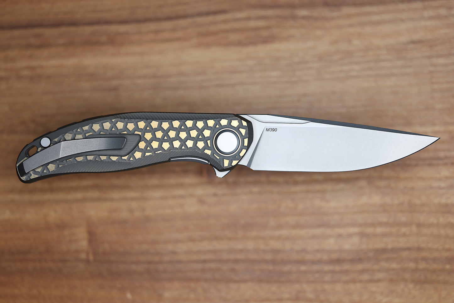 SHIROGOROV STELLAR BEAR PATTERN – BRONZE TITANIUM HANDLE – M390 BLADE – MRBS