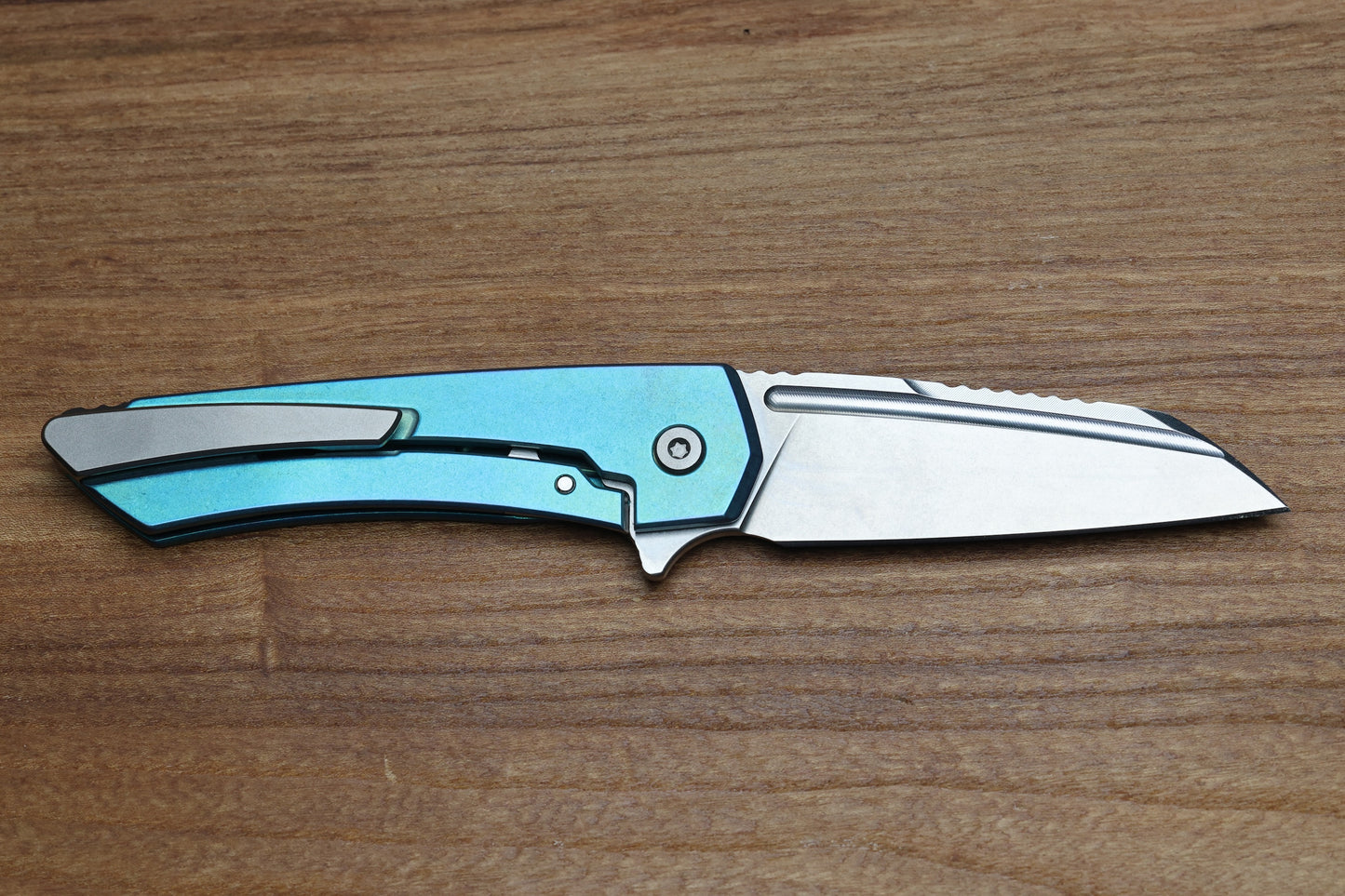 MACHINEWISE MOJAVE #692 - BLUE GREEN SMOOTH TITANIUM HANDLE AND S90V BLADE