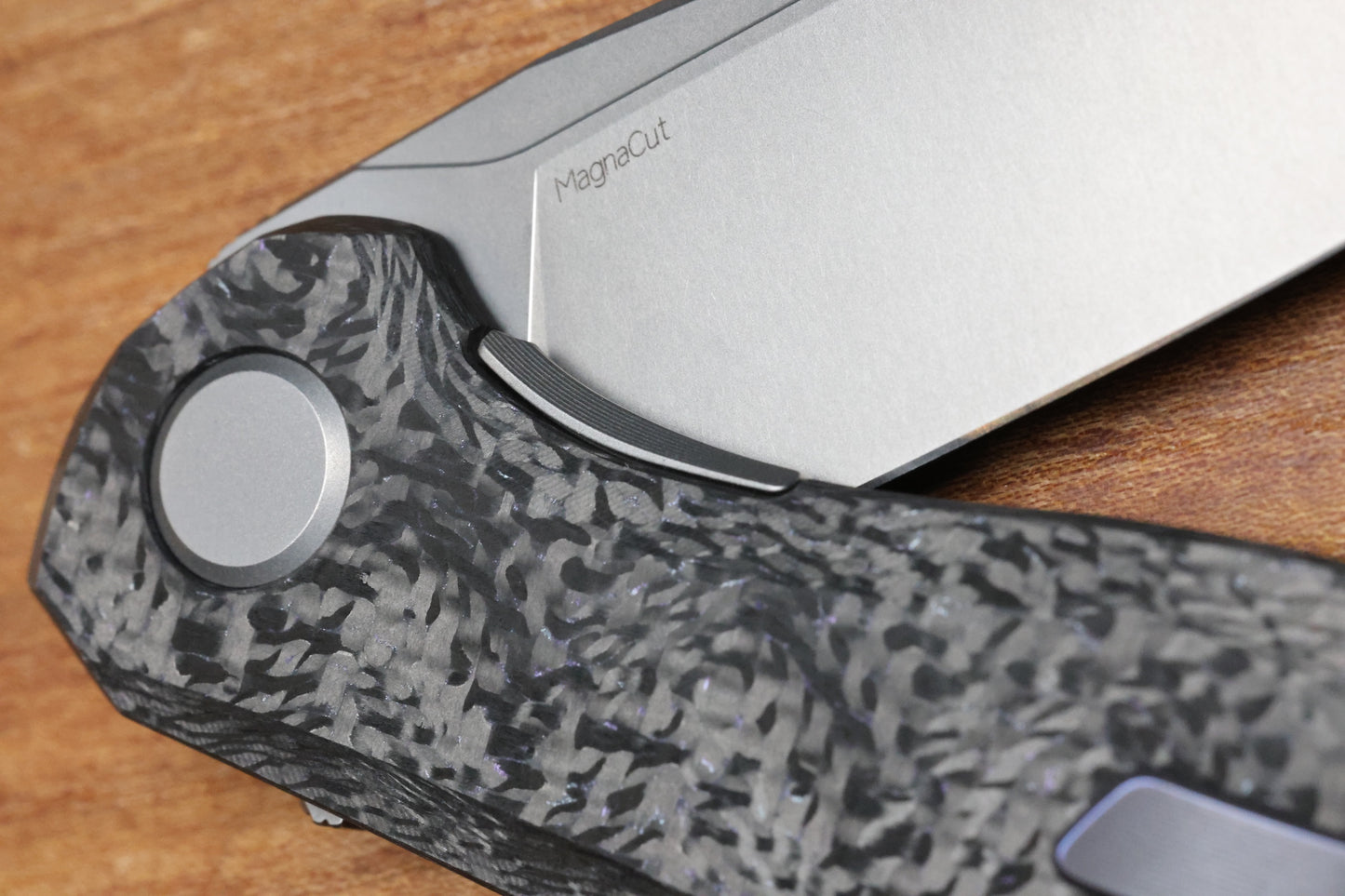 SHIROGOROV KNIVES STELLAR CF FIRST PRODUCTION – PURPLE CARBON FIBER HANDLE – MAGNACUT BLADE – MRBS