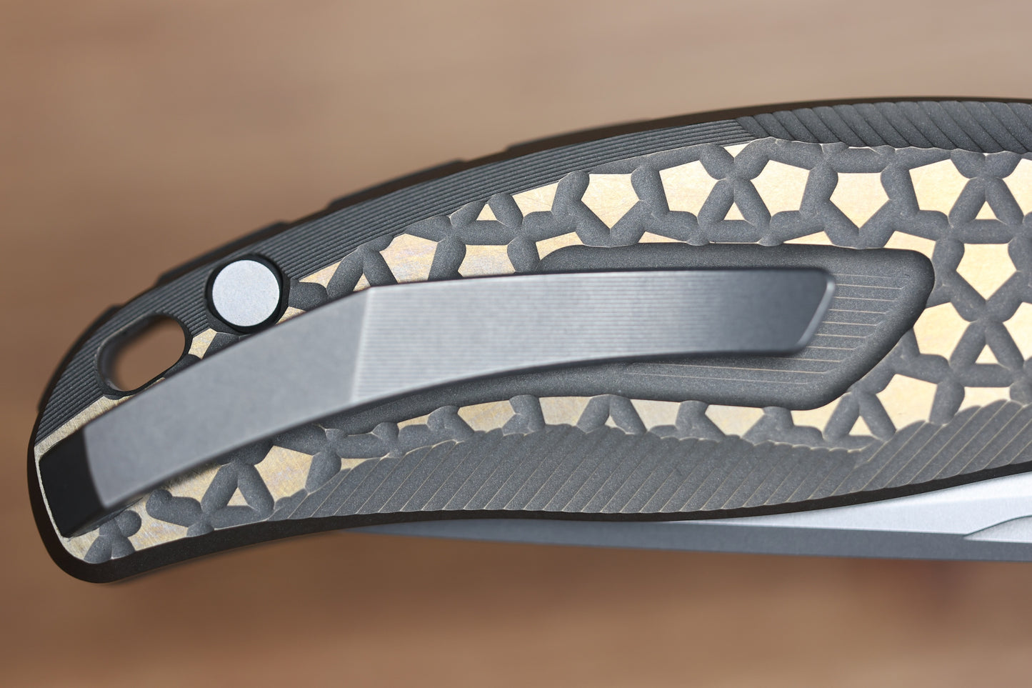 SHIROGOROV STELLAR BEAR PATTERN – BRONZE TITANIUM HANDLE – M390 BLADE – MRBS