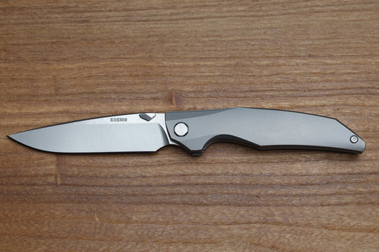 KOENIG KNIVES XENON - SMOOTH TITANIUM HANDLE - SILVER HARDWARE - BURNISHED W/ POLISHED FLATS M390 BLADE