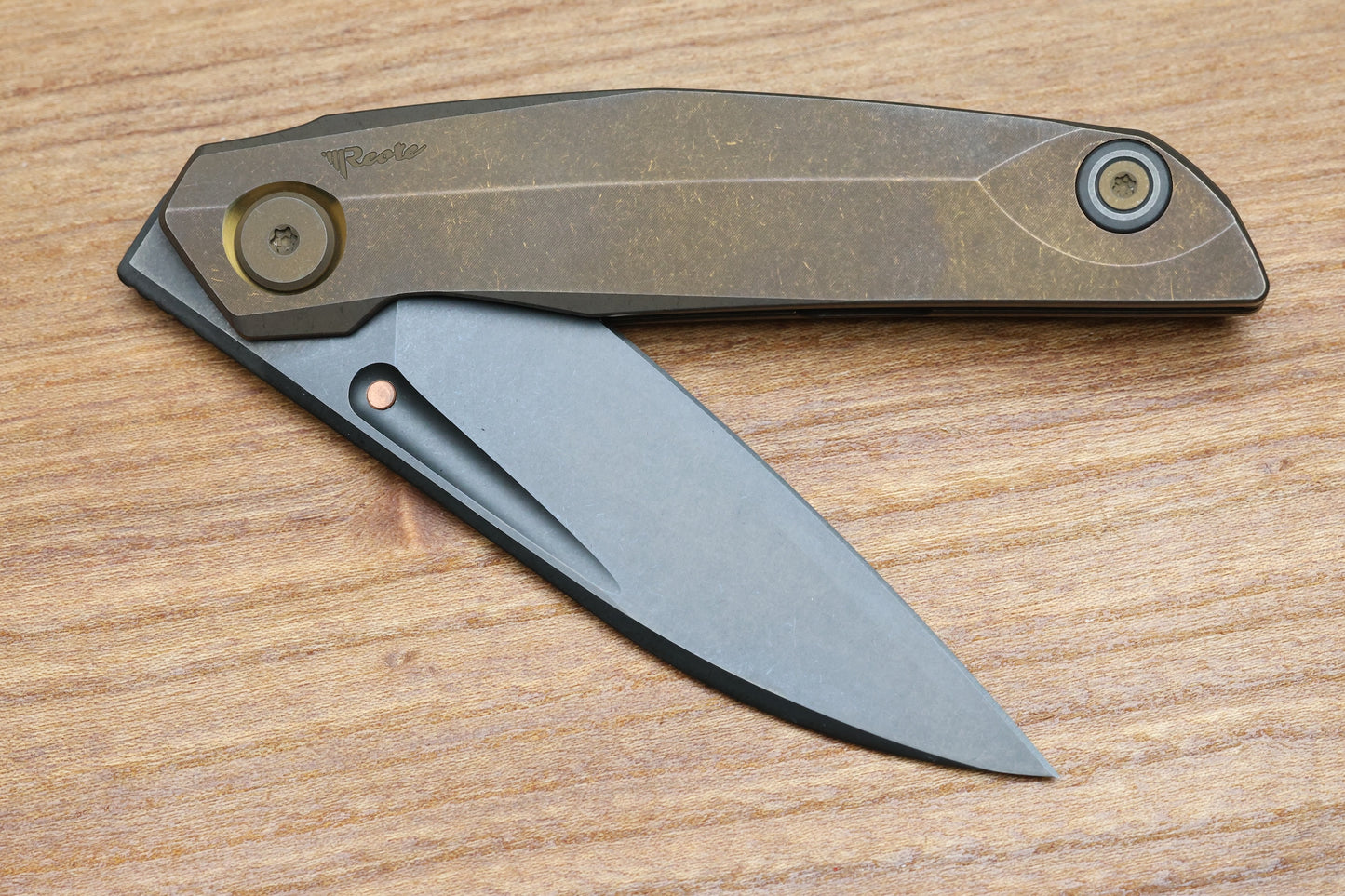 REATE KNIVES VULPEX VK ANUB TITANIUM DARK BRONZE - BLACK DLC ELMAX BLADE
