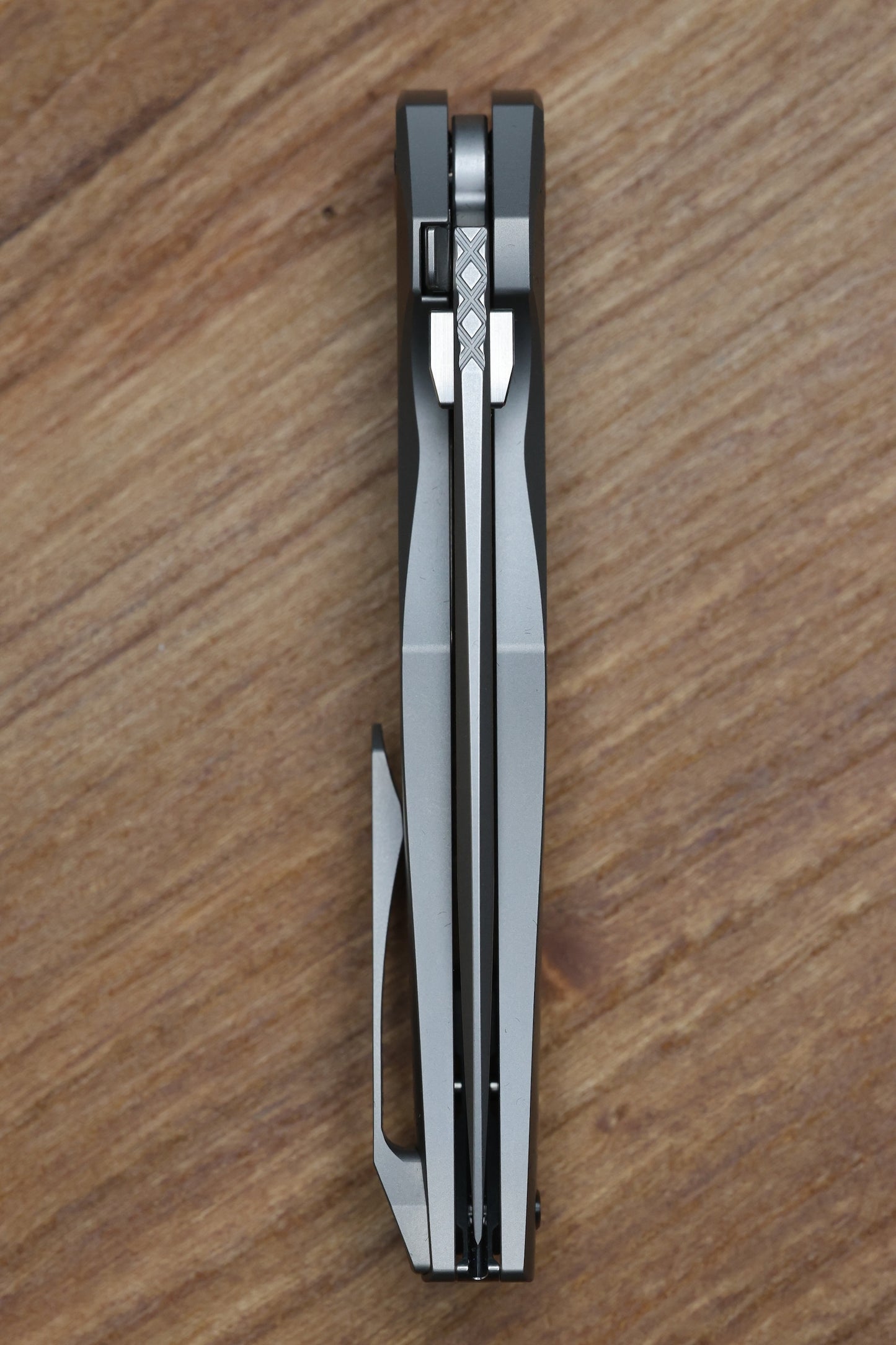 KOENIG KNIVES XENON - SMOOTH TITANIUM HANDLE - SILVER HARDWARE - BURNISHED W/ POLISHED FLATS M390 BLADE