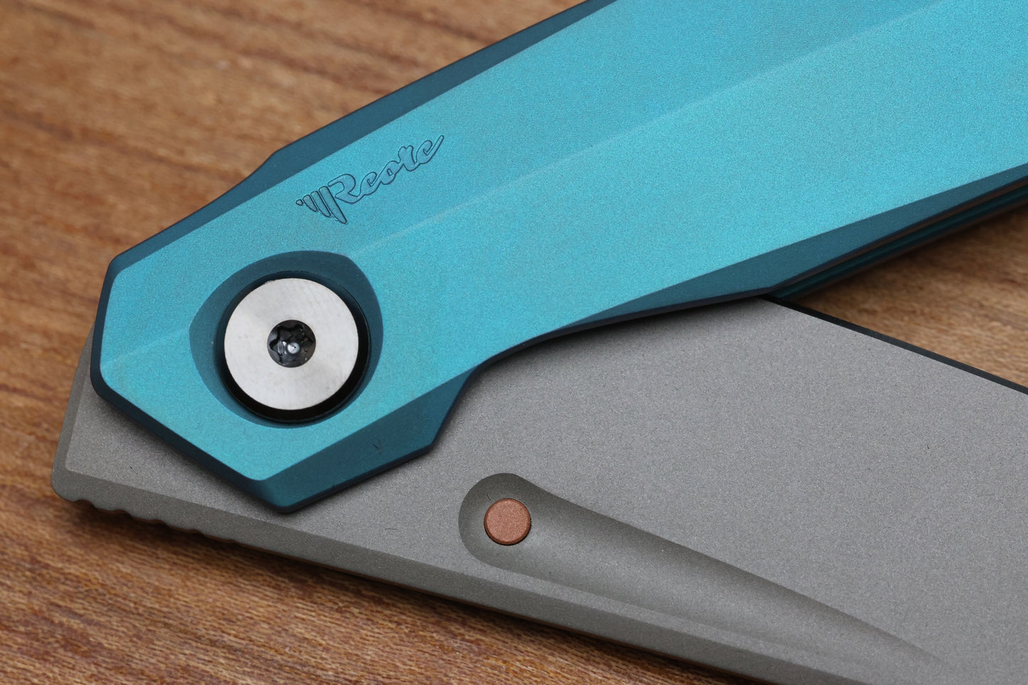 REATE KNIVES VULPEX VK ANUB TITANIUM BLUE CYAN -DARK BEAD BLAST ELMAX BLADE