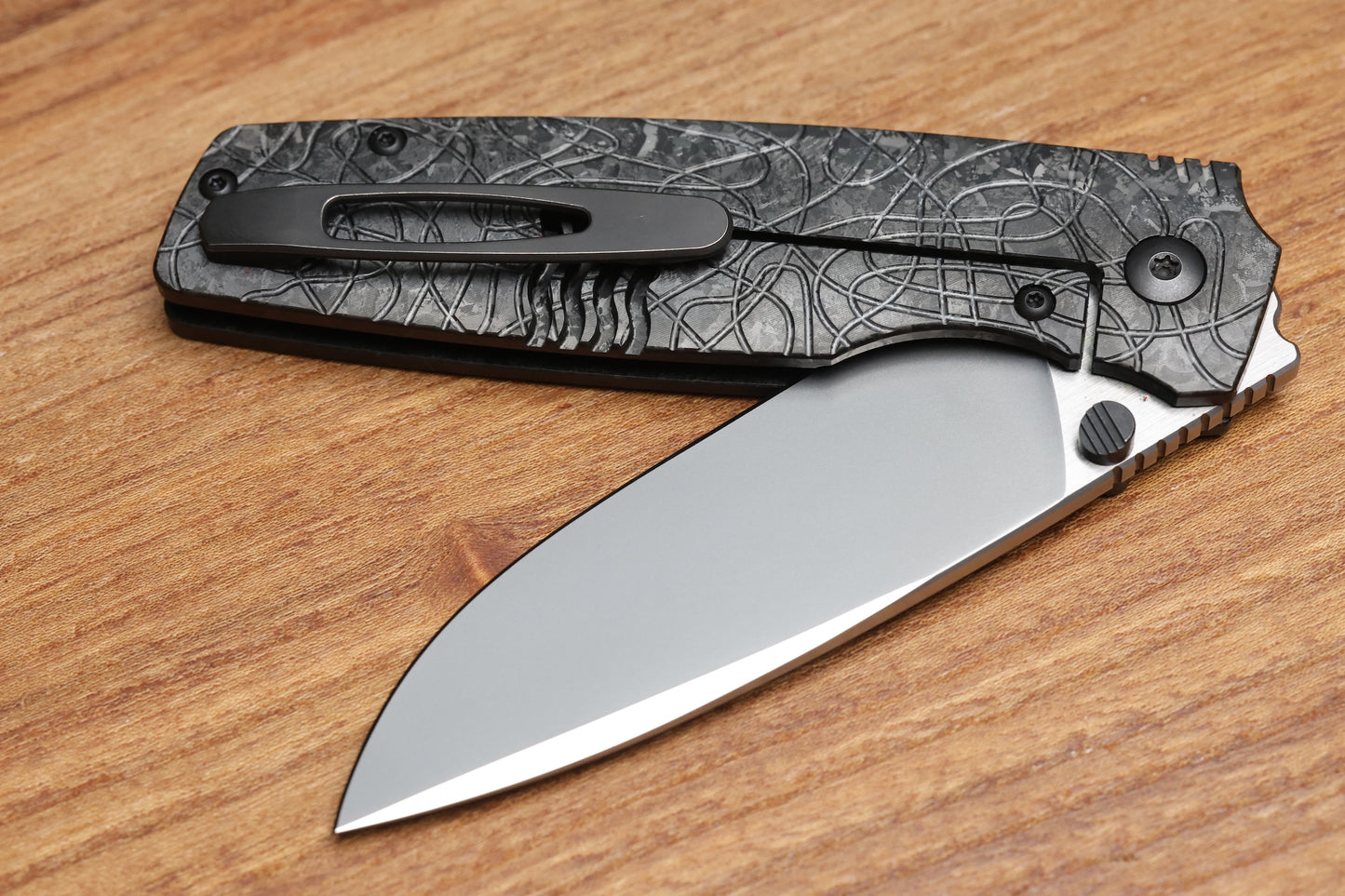 CUSTOM KNIFE FACTORY LEX BLACK CRYSTAL TI M398 BLADE